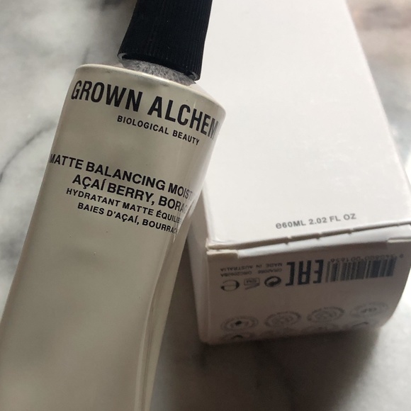 Grown Alchemist Matte Balancing Moisturizer, 60ml - Picture 2 of 5